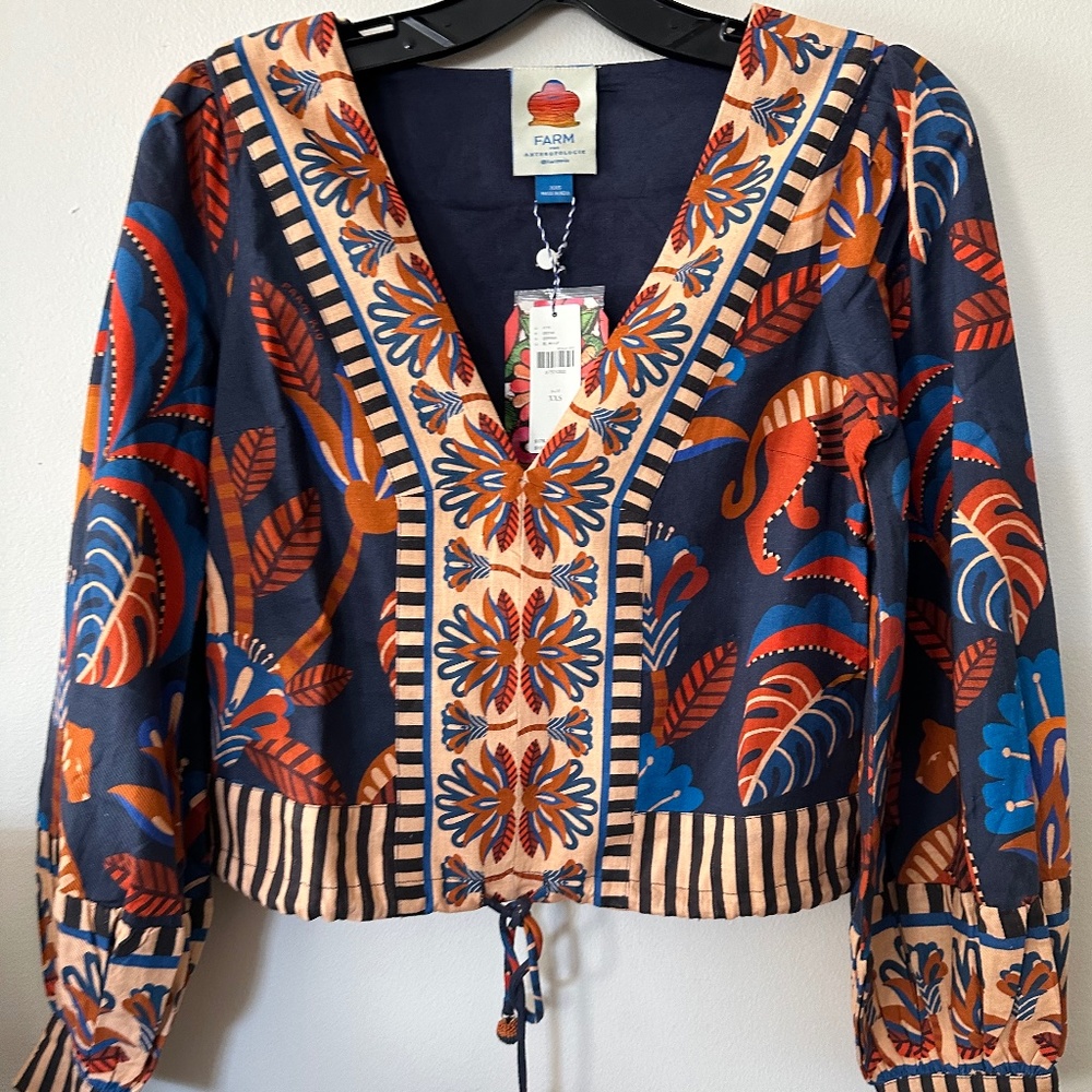 Farm Rio Puff-Sleeve V-Neck Blouse